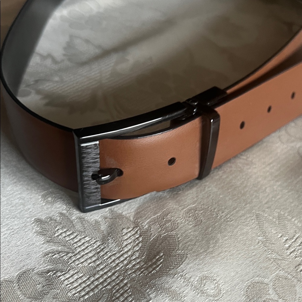 Perry Ellis Tan Leather Belt